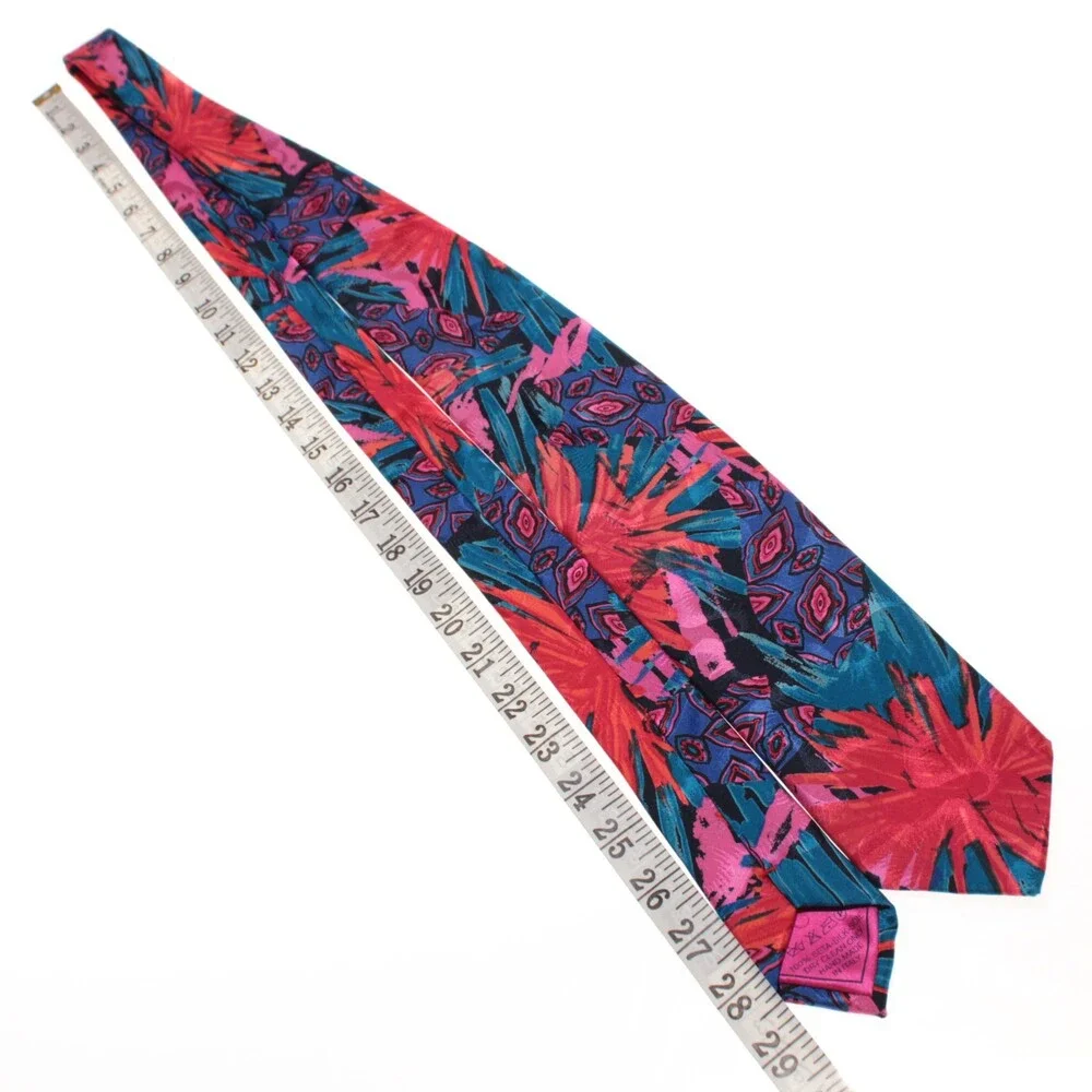 Italo Ferretti For Syd Jerome NWOT Neck Tie Abstract Print Silk Made in Italy